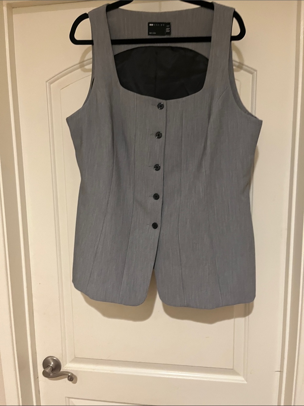 ASOS Scoop-Neck Sleeveless Button-Front Waistcoat in Light Gray